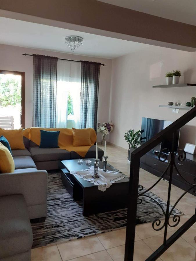 Nanas Vacation House Pafos Dış mekan fotoğraf